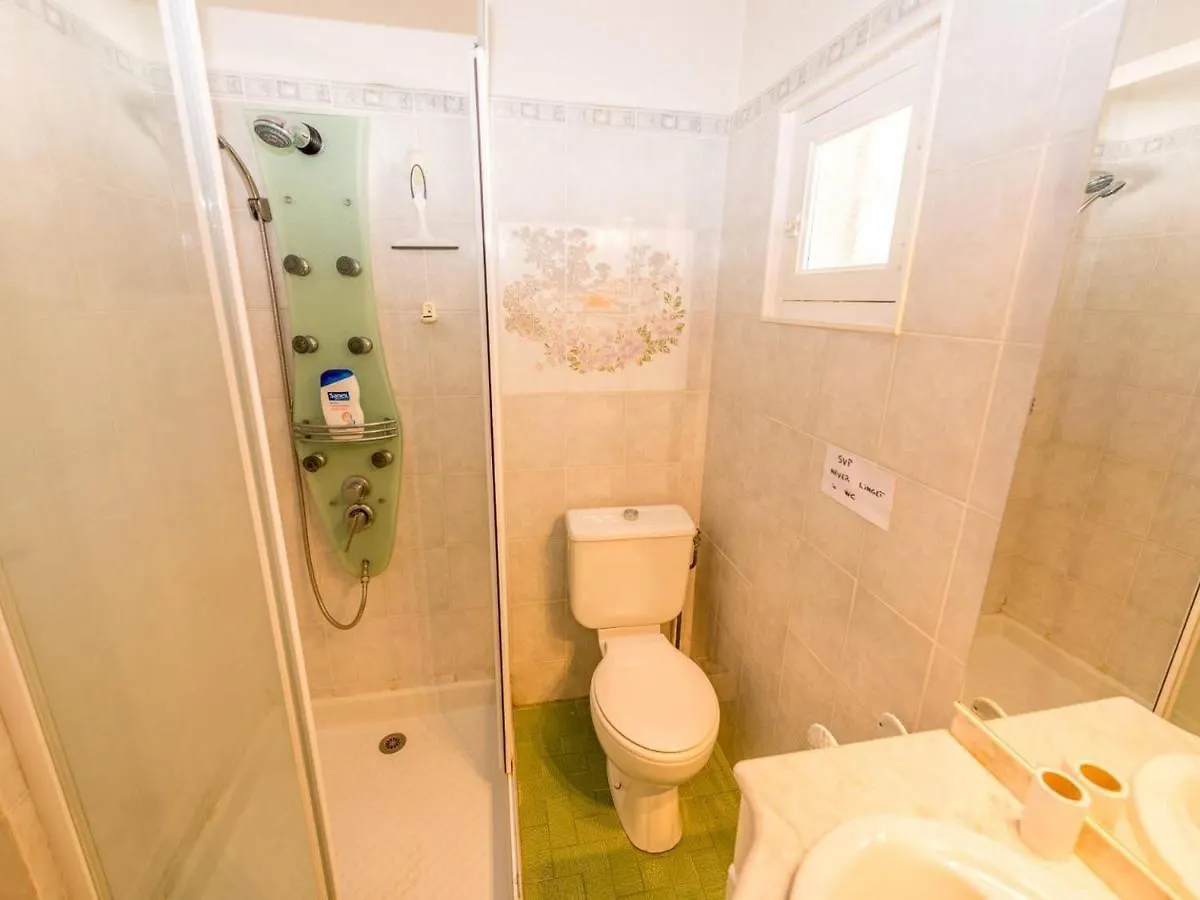 Villa 3 Chambres Avec Piscine Privee, Veranda Et Jardin Pres Des Plages - Fr-1-768-16